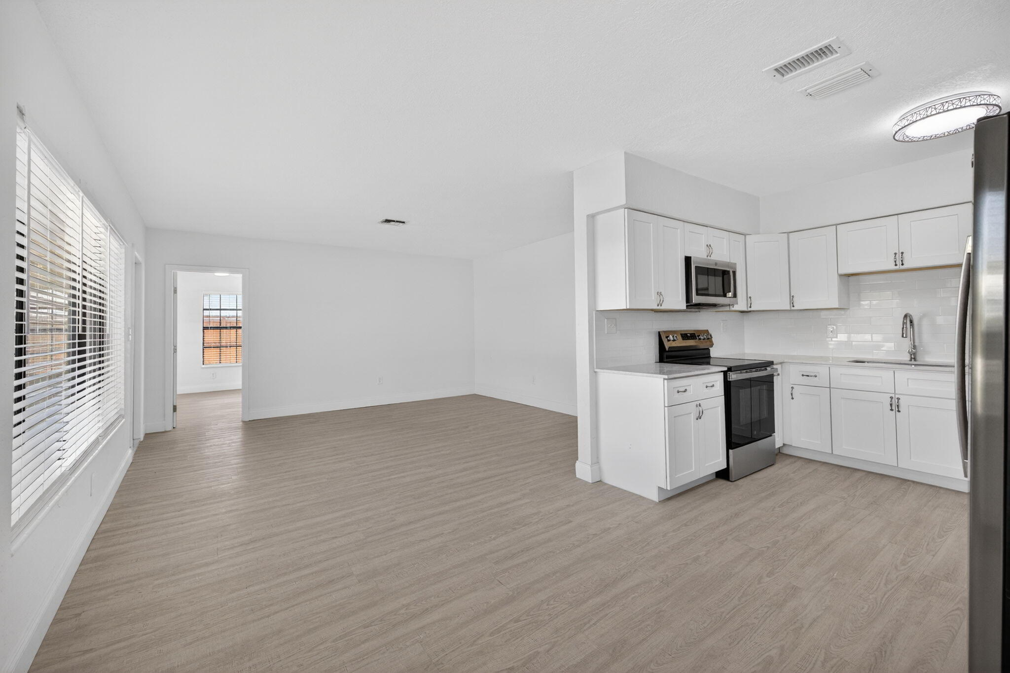 FLORANADA RIDGE SEC - Residential