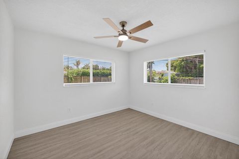 Tiny photo for 4807 NE 18th Avenue, Oakland Park, FL 33334 (MLS # B26020915)