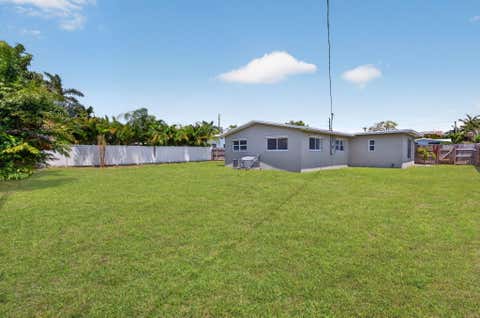 Tiny photo for 4807 NE 18th Avenue, Oakland Park, FL 33334 (MLS # B26020915)