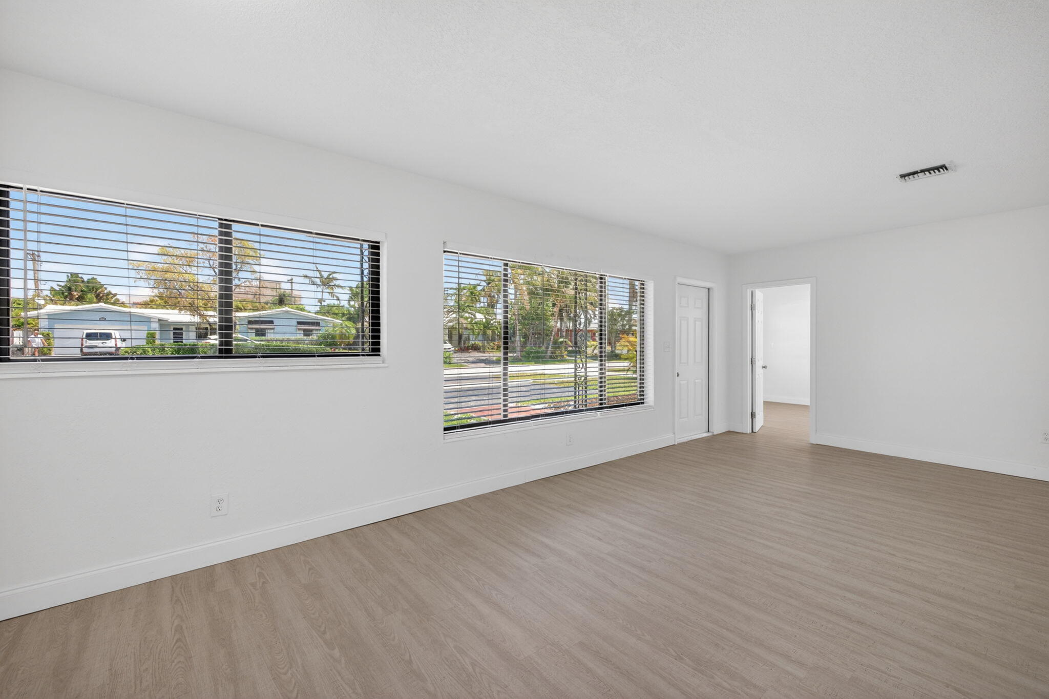 FLORANADA RIDGE SEC - Residential