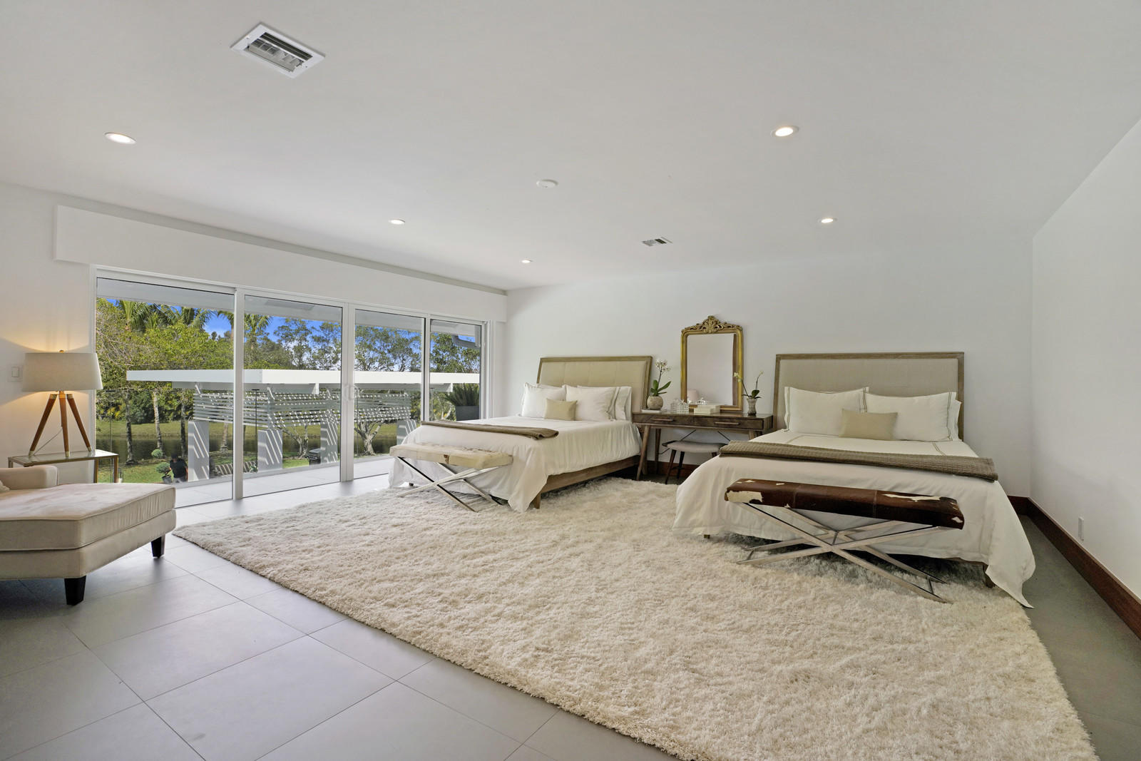 PALM BEACH POINT - Residential