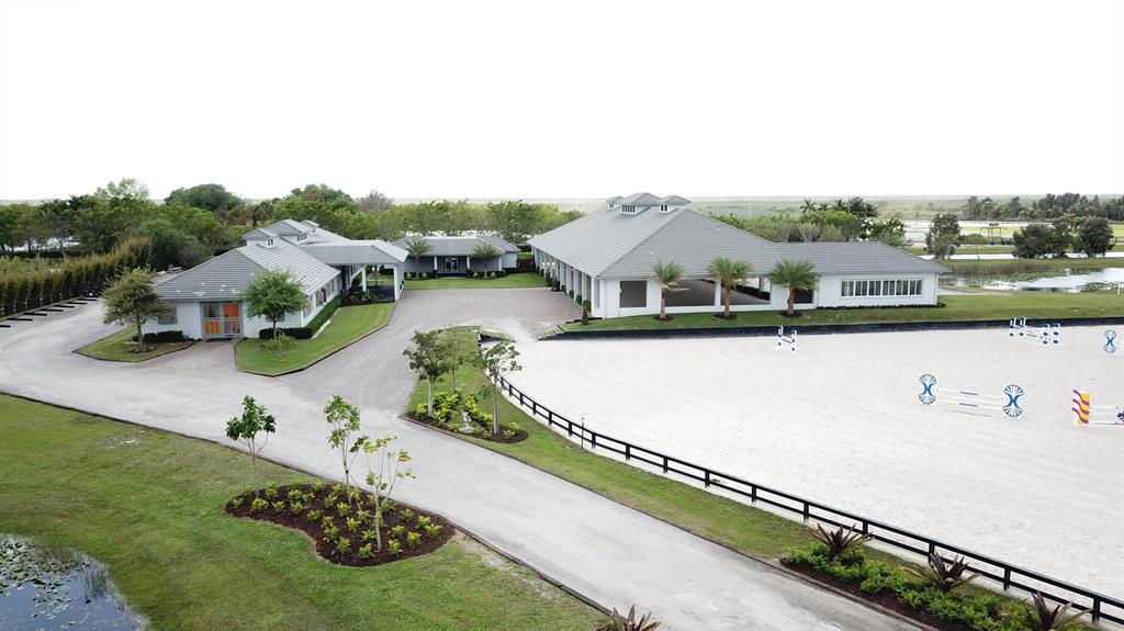 PALM BEACH POINT - Residential