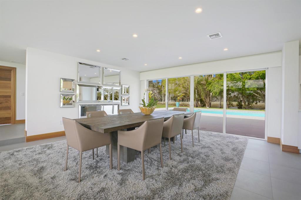 PALM BEACH POINT - Residential