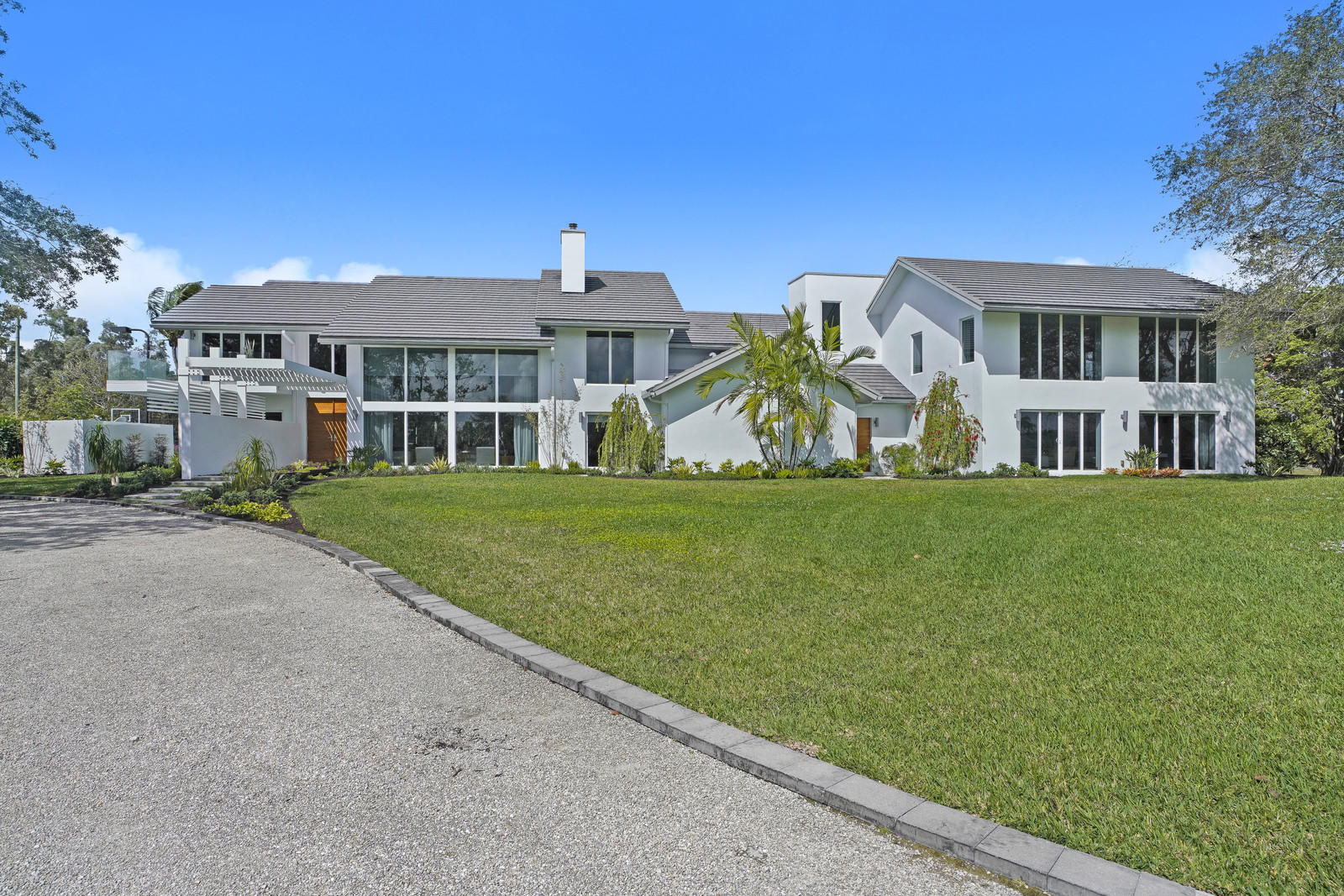 PALM BEACH POINT - Residential