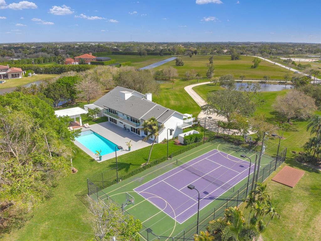 PALM BEACH POINT - Residential