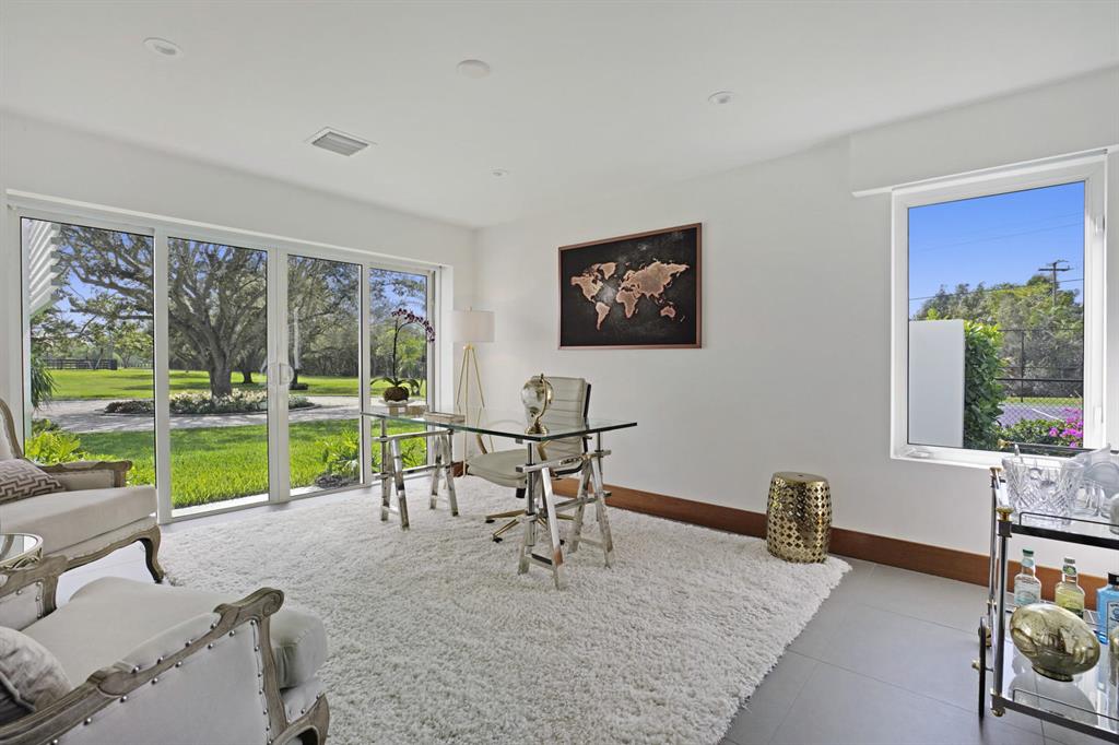 PALM BEACH POINT - Residential