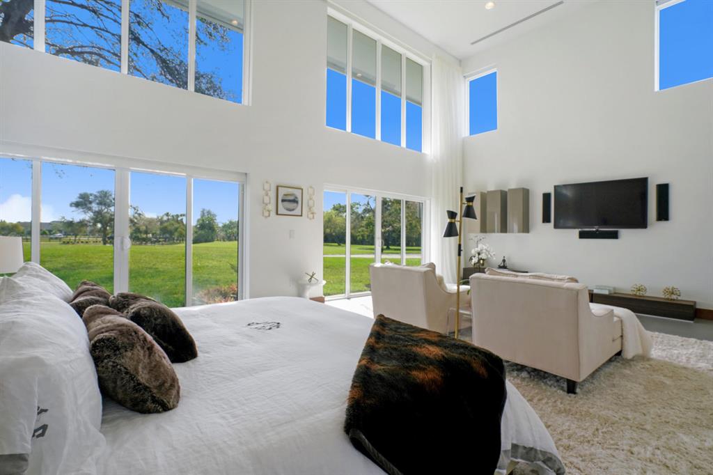 PALM BEACH POINT - Residential