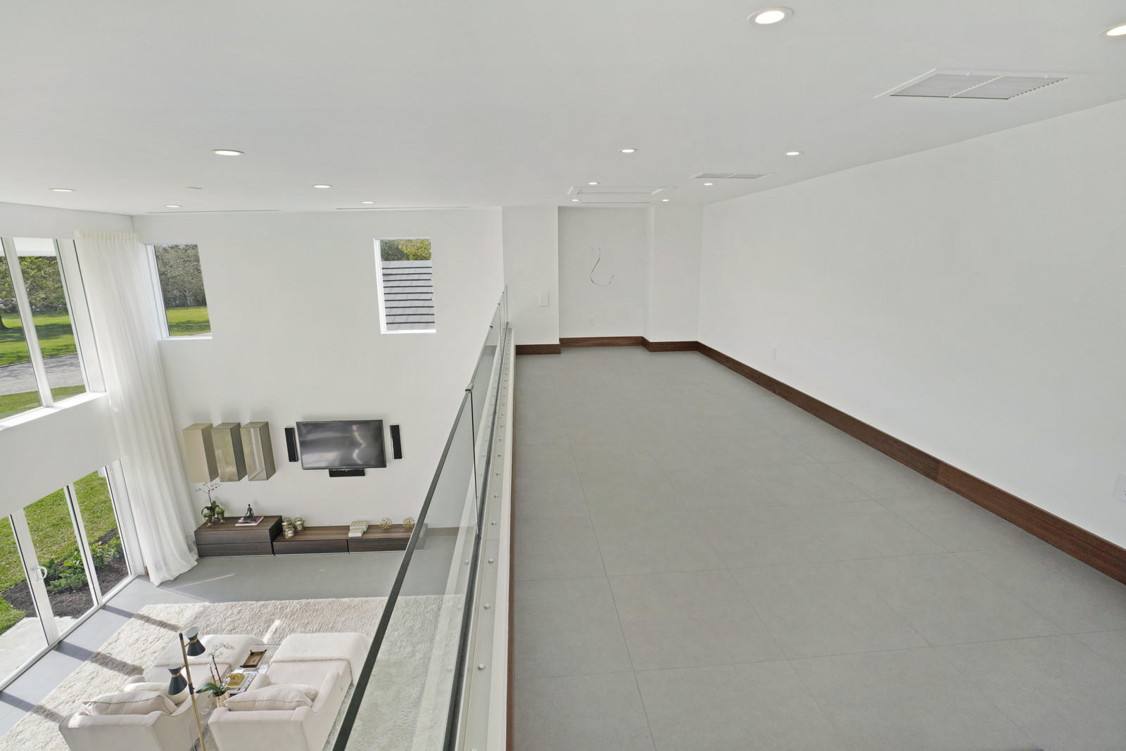 PALM BEACH POINT - Residential