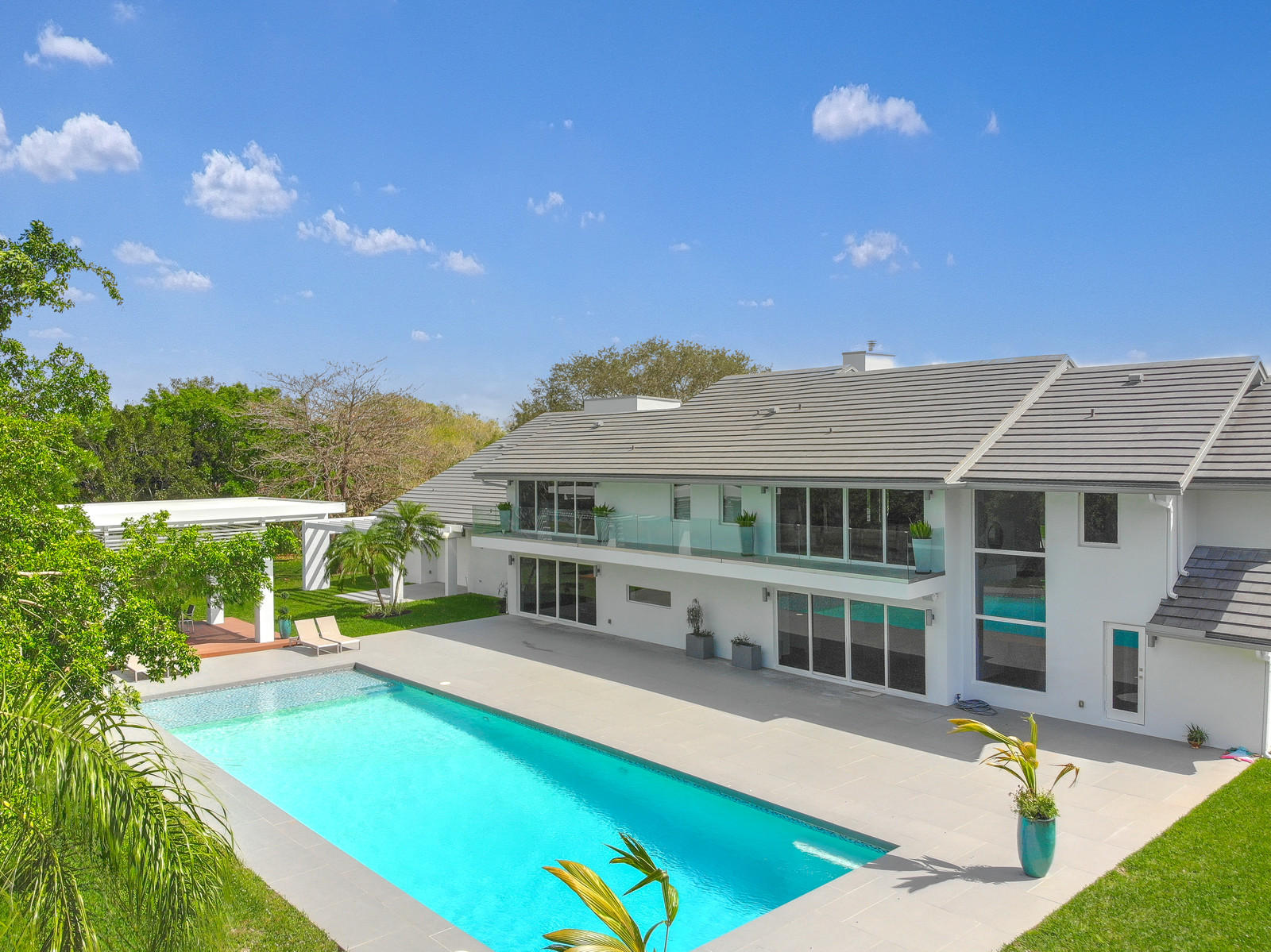 PALM BEACH POINT - Residential