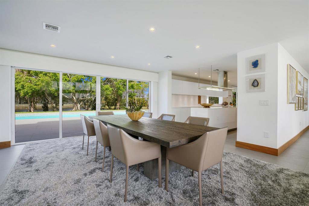 PALM BEACH POINT - Residential