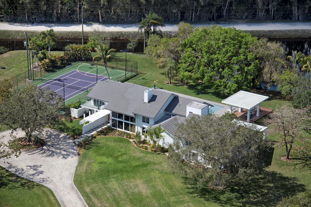 PALM BEACH POINT - Residential