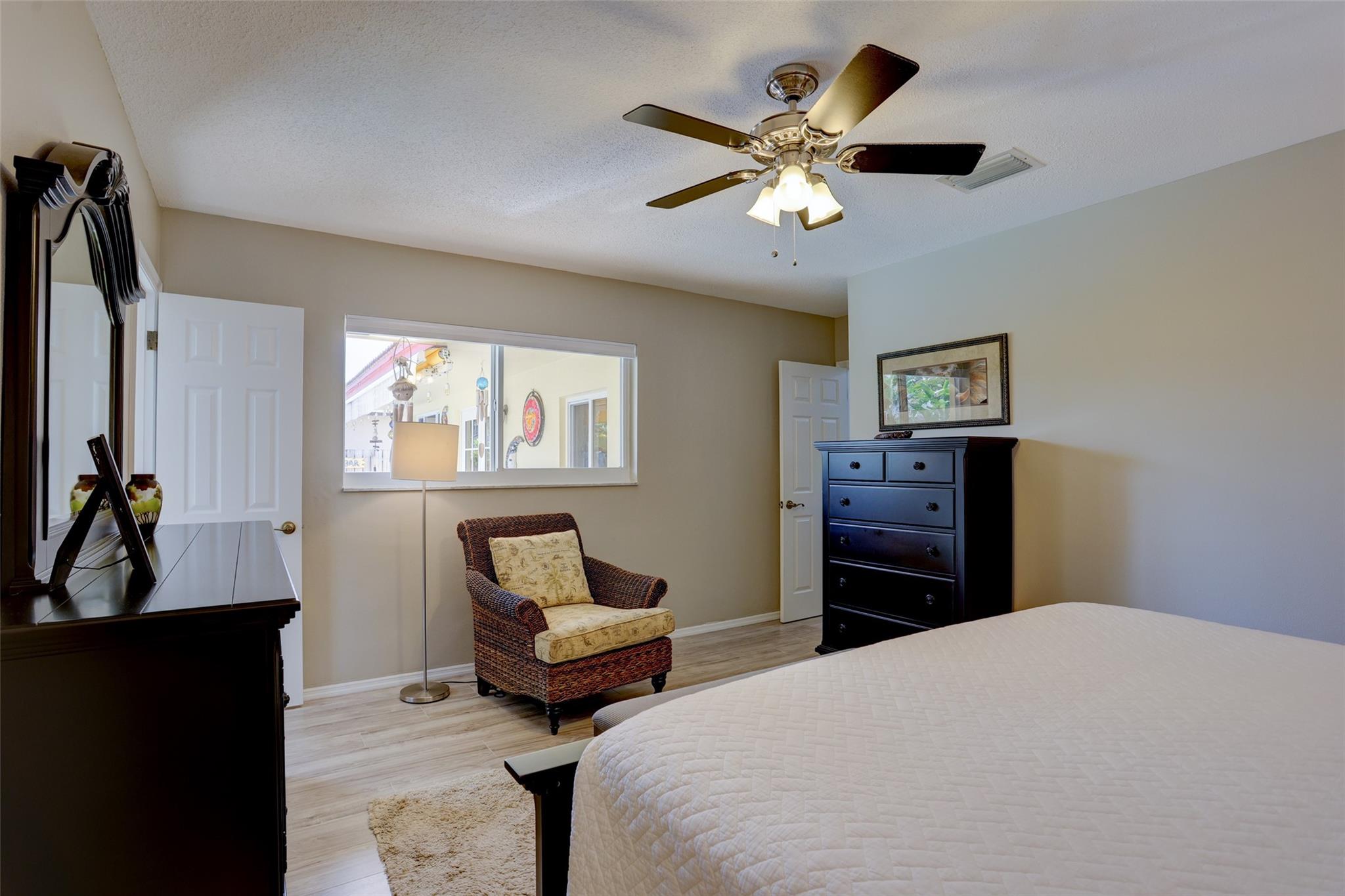 DANIA HIGHLANDS - Residential