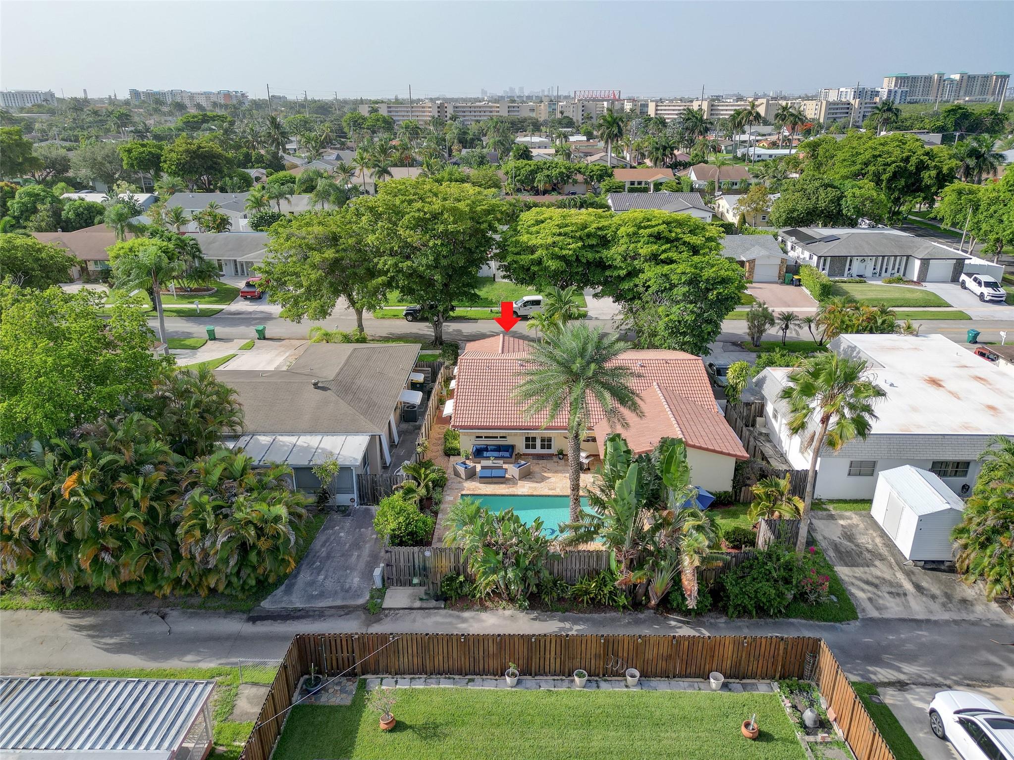 DANIA HIGHLANDS - Residential