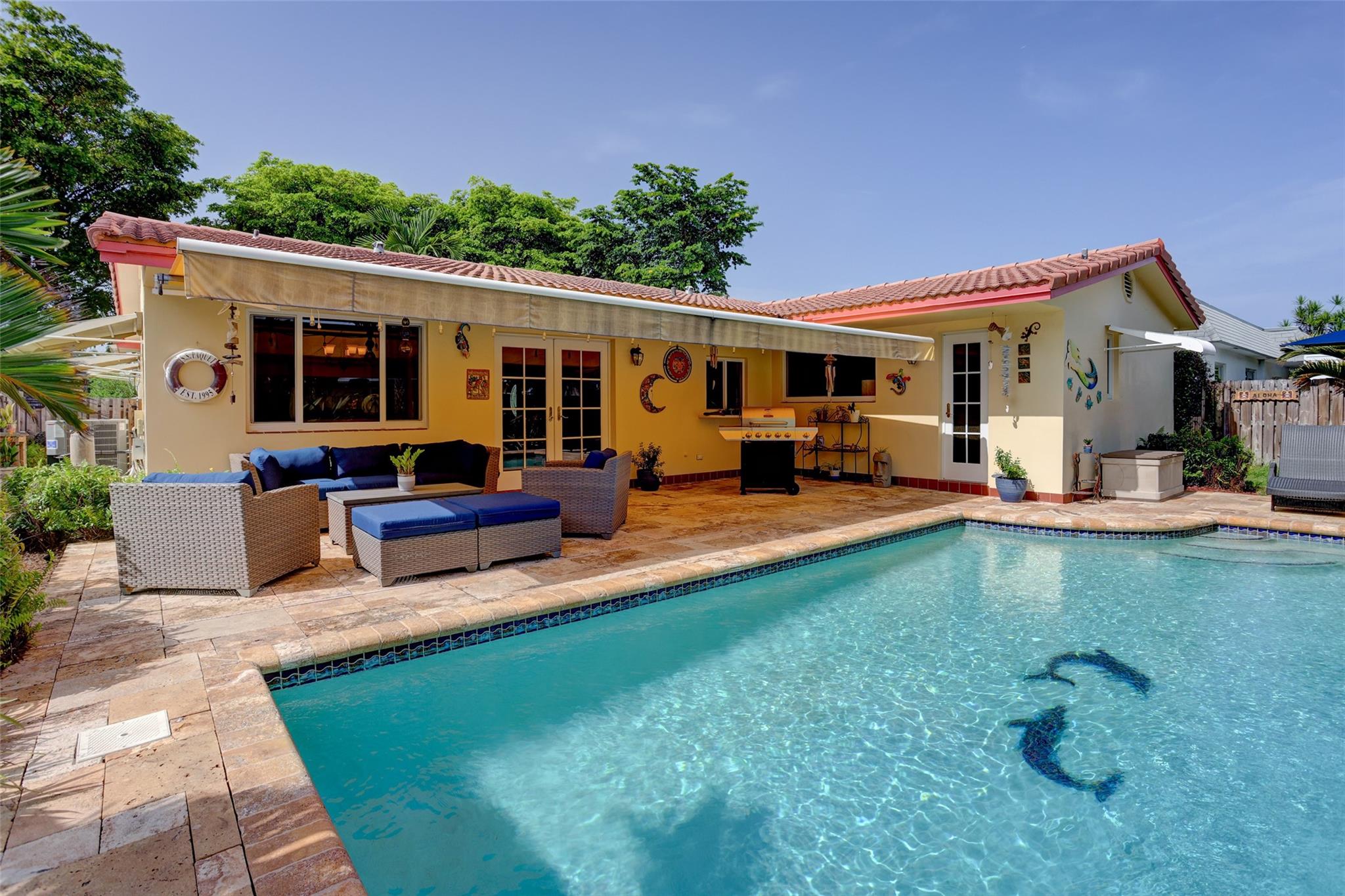 DANIA HIGHLANDS - Residential