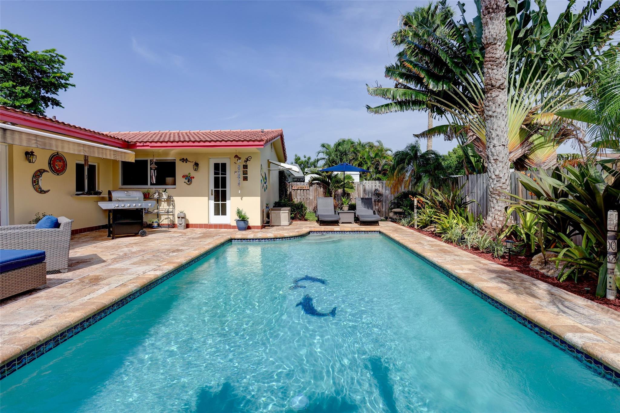 DANIA HIGHLANDS - Residential