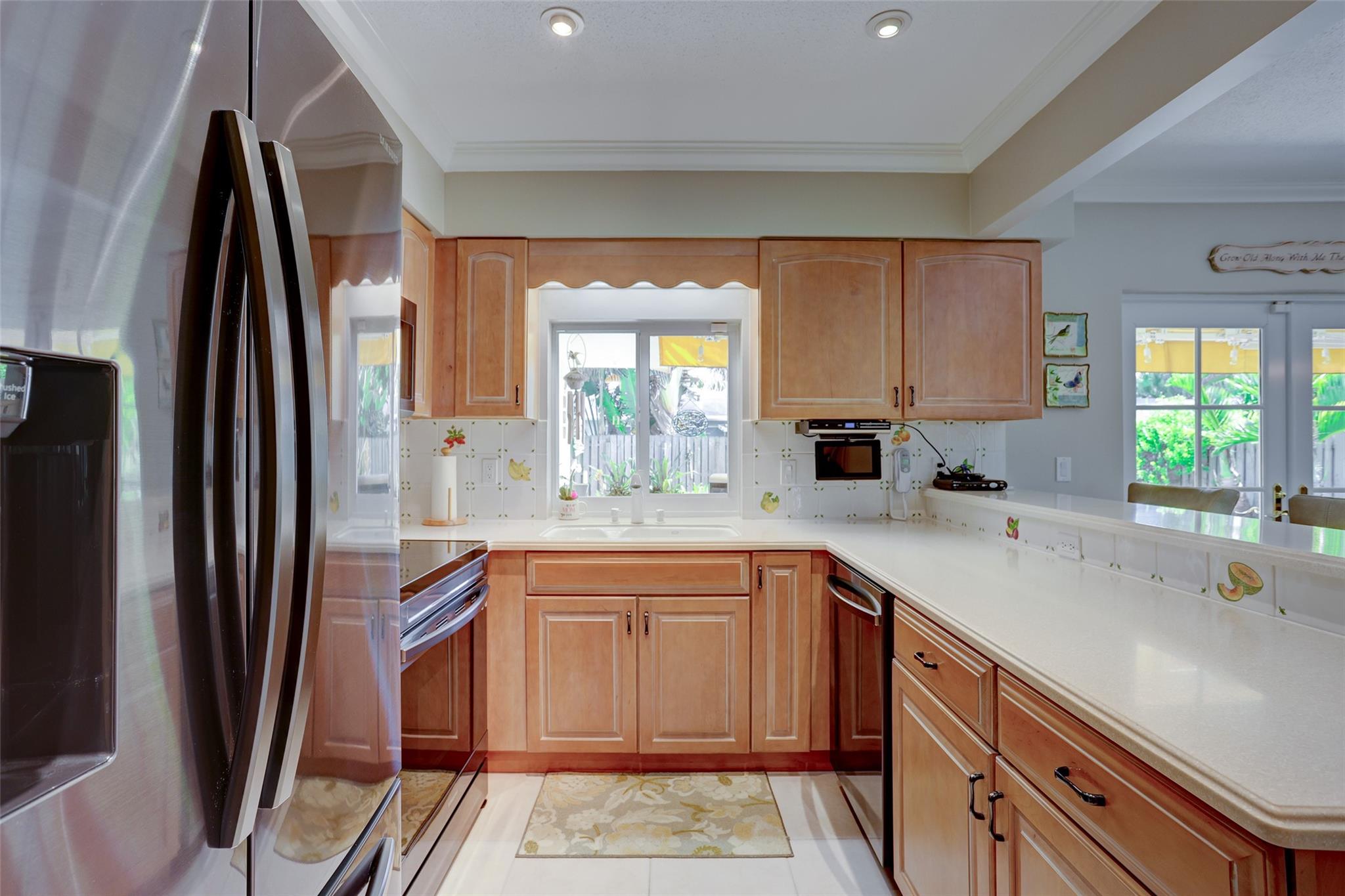 DANIA HIGHLANDS - Residential