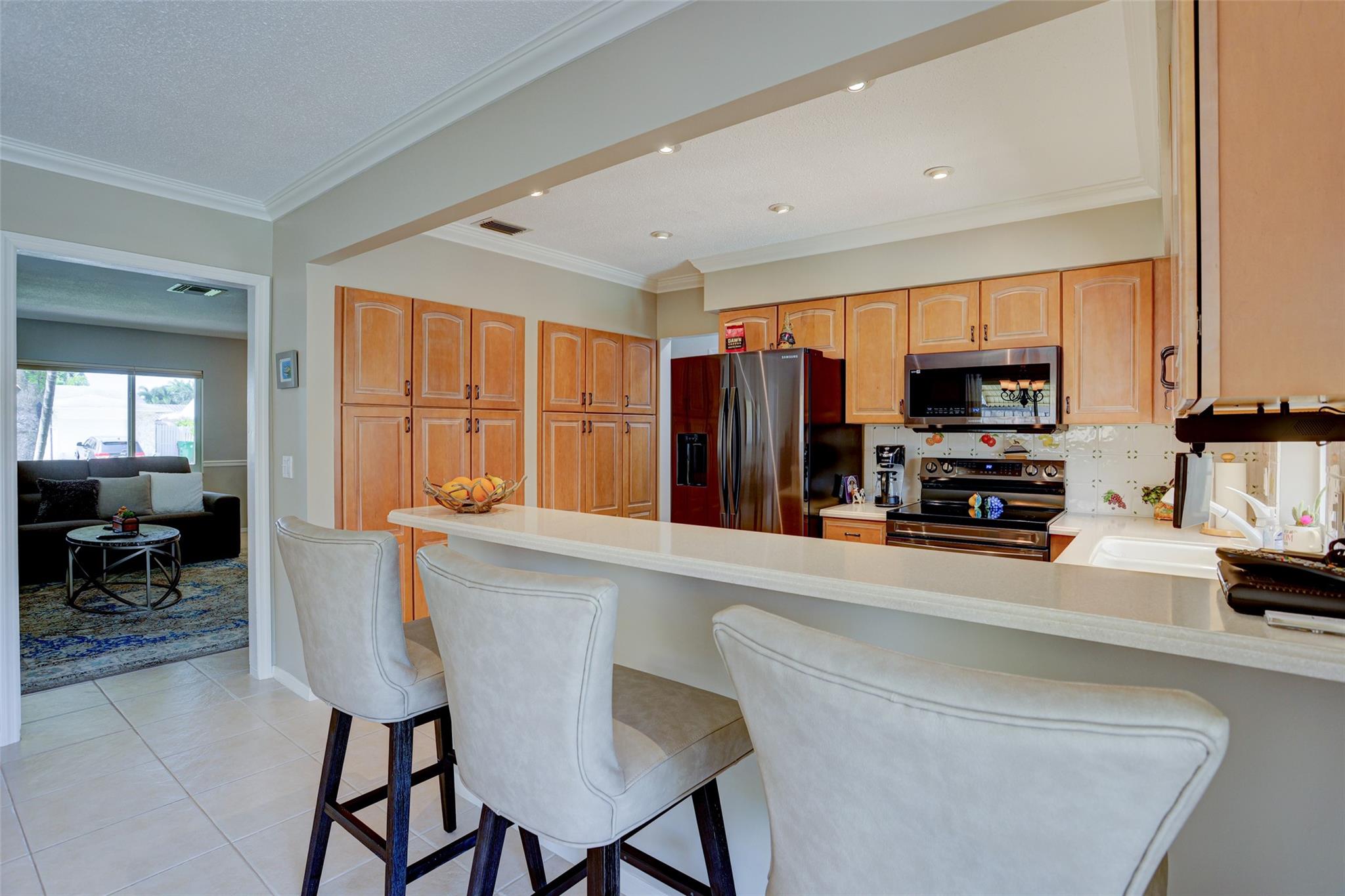 DANIA HIGHLANDS - Residential