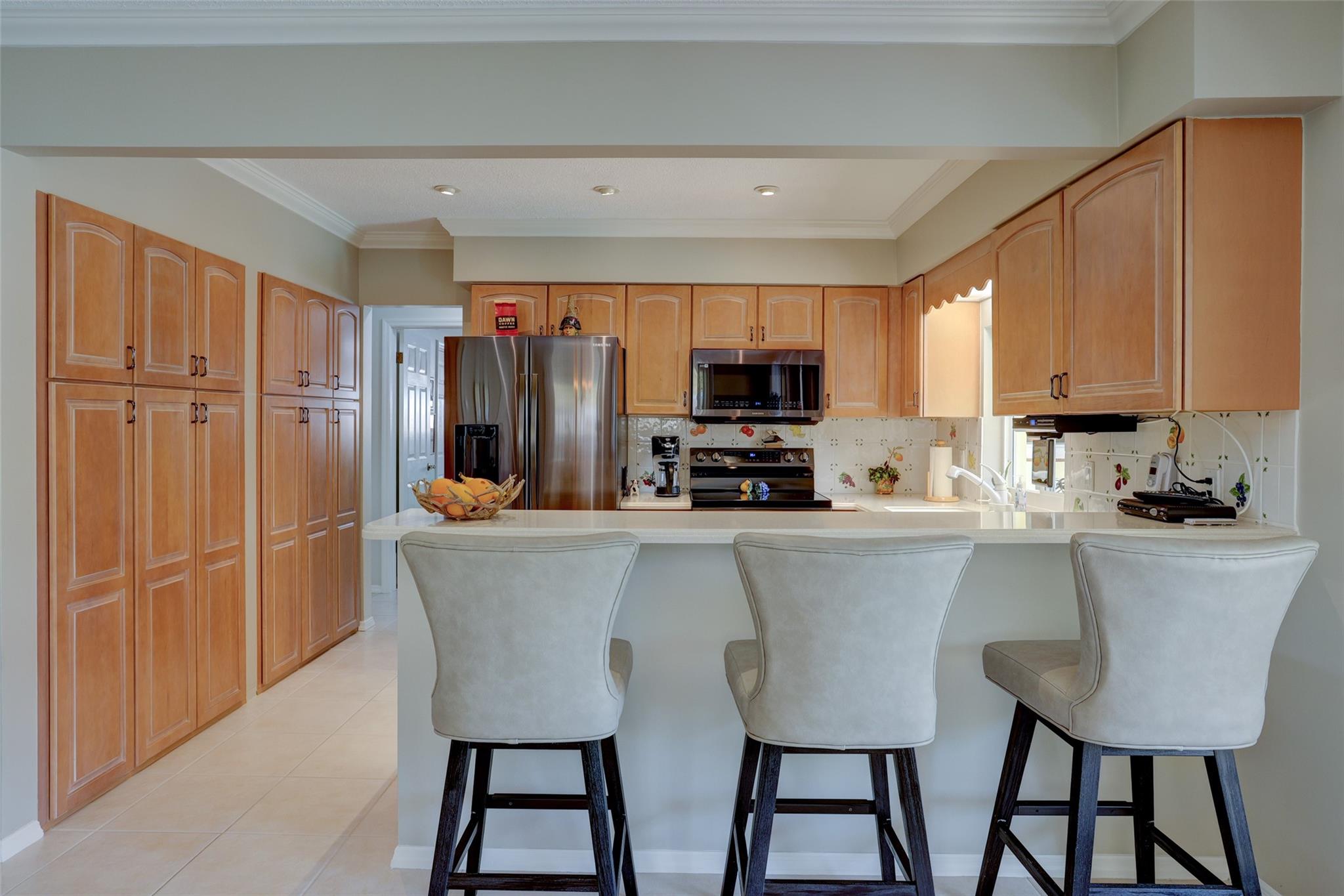 DANIA HIGHLANDS - Residential