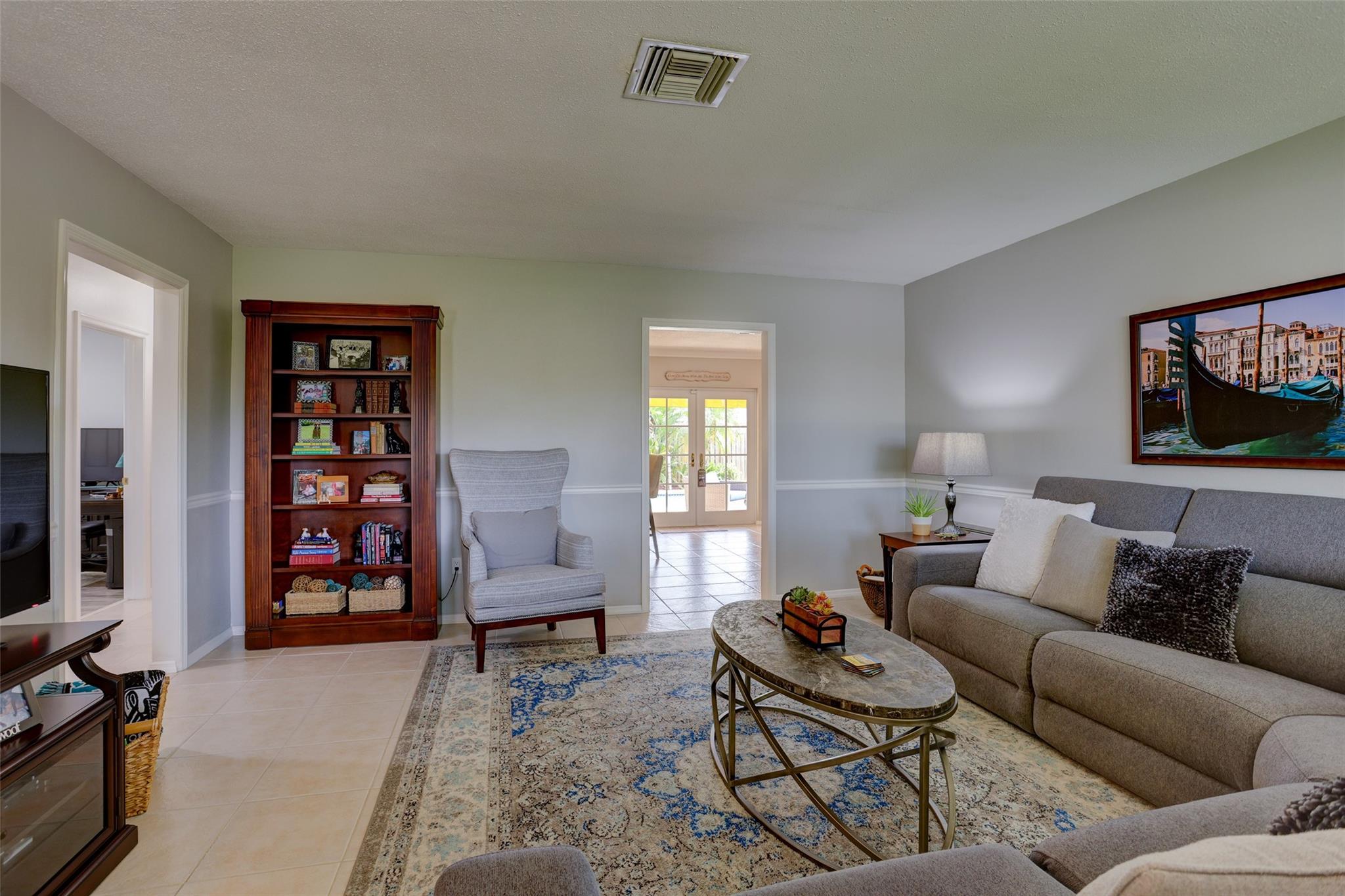 DANIA HIGHLANDS - Residential