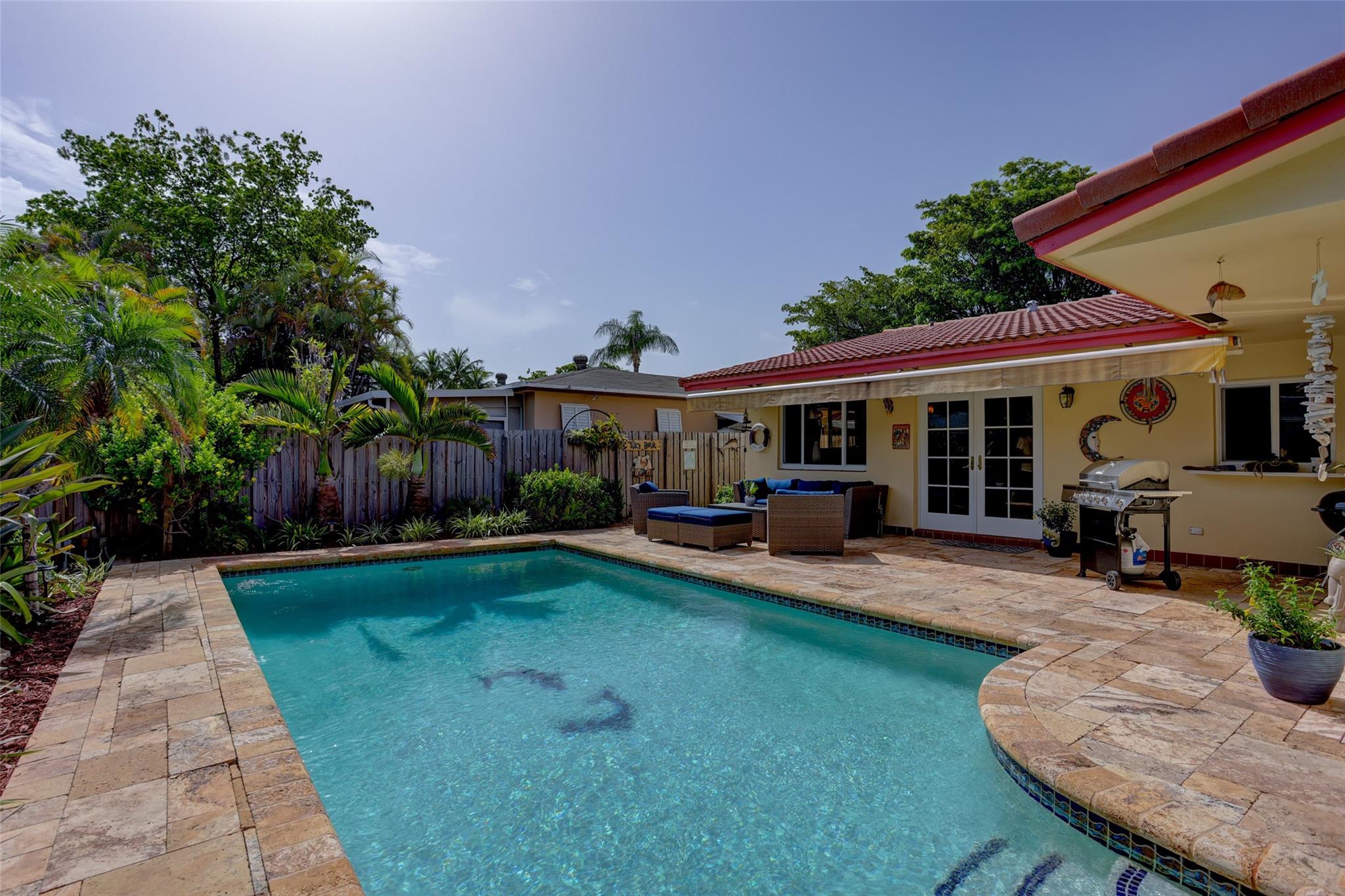DANIA HIGHLANDS - Residential
