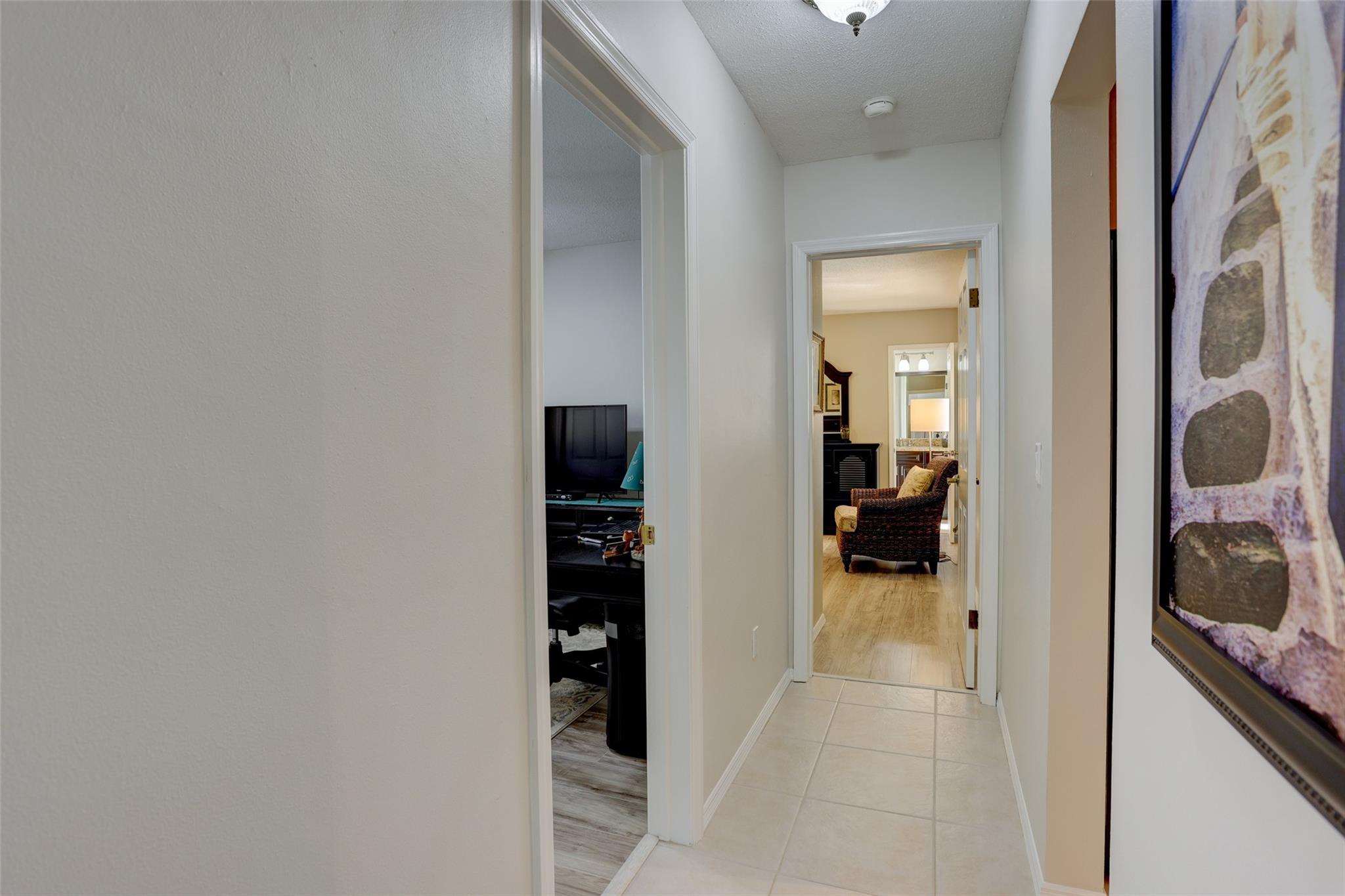 DANIA HIGHLANDS - Residential