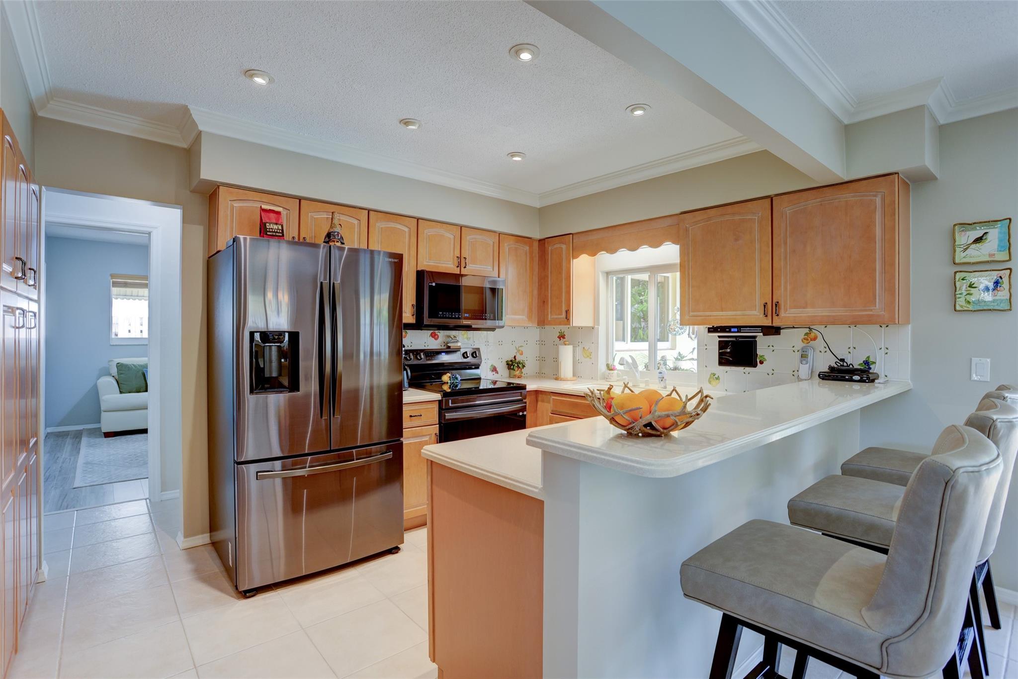 DANIA HIGHLANDS - Residential