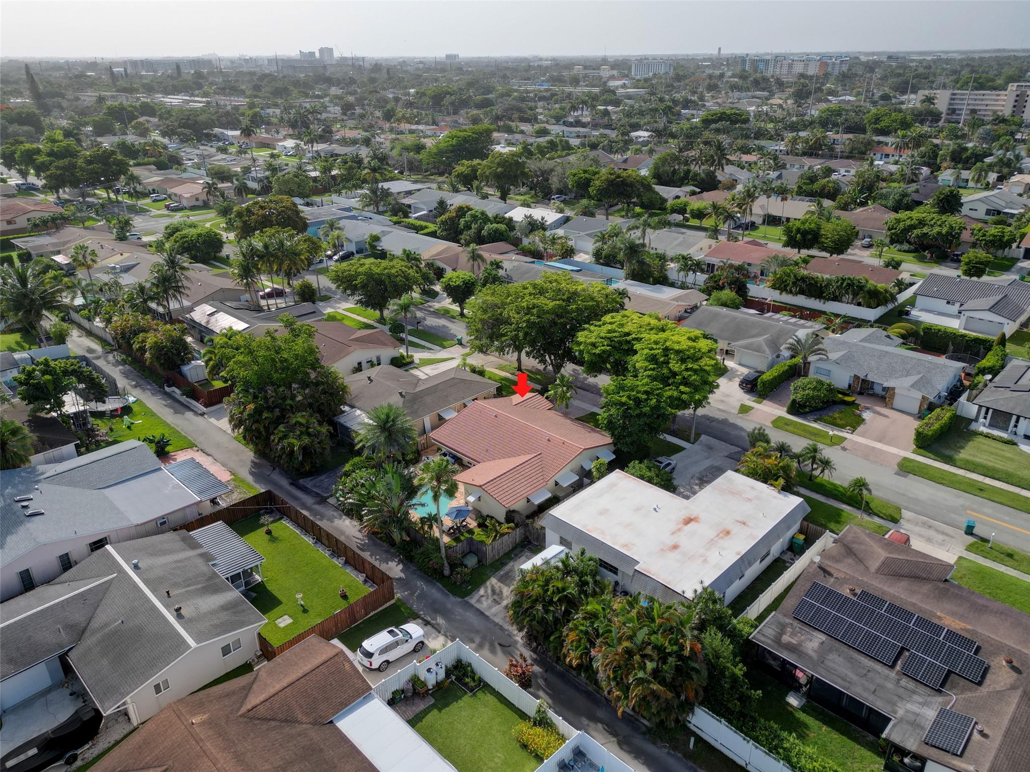 DANIA HIGHLANDS - Residential