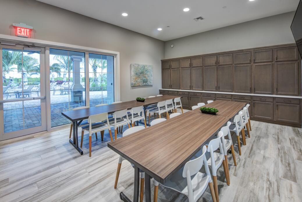 DEL WEBB TRADITION - Residential