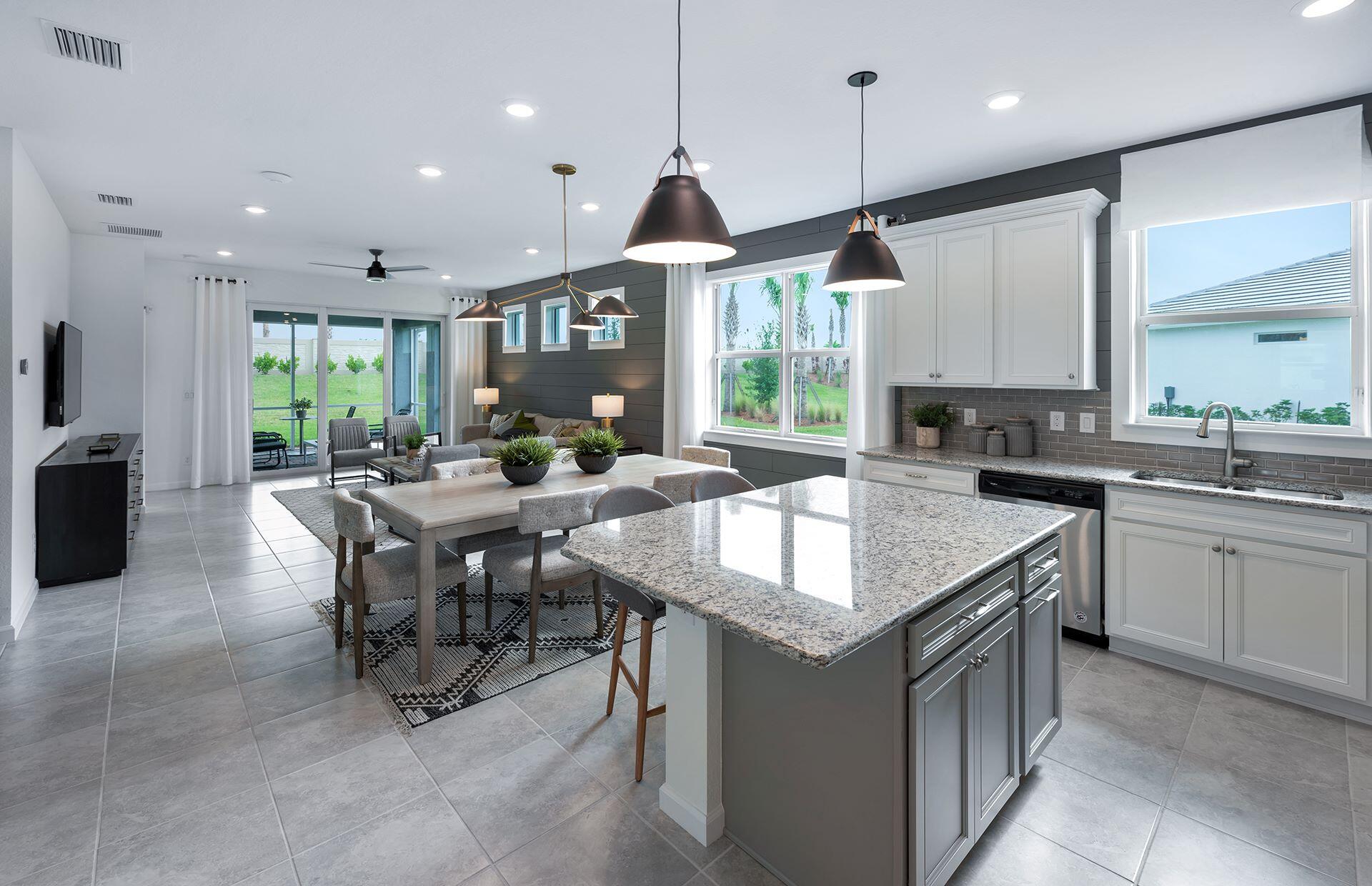 DEL WEBB TRADITION - Residential