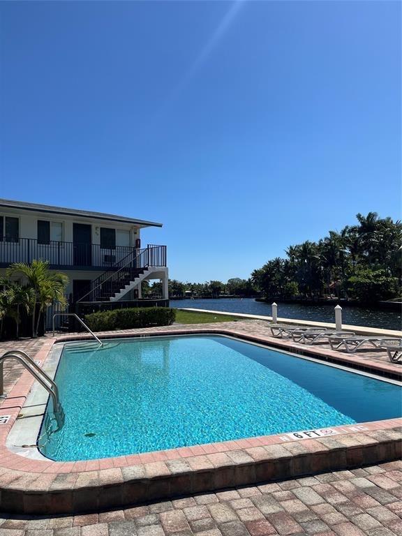 Charming 1-Bed Condo in Prime Fort Lauderdale! Live the SoFlo dream in this delightful 1-bed, 1-bath condo at 1816 E Oakland Park Blvd, Apt 77. Enjoy a bright, airy living space perfect for relaxation. The adjacent kitchen is equipped with all essentials. Find tranquility in the cozy bedroom featuring ample closet space. Location, Location, Location! Nestled in a fantastic Fort Lauderdale spot, you're minutes from stunning beaches, diverse dining, lively entertainment, and convenient shopping. Major roadways ensure easy commuting. Comfort & Convenience: This well-appointed condo offers a functional layout ideal for individuals or couples. Benefit from living in a meticulously maintained community.