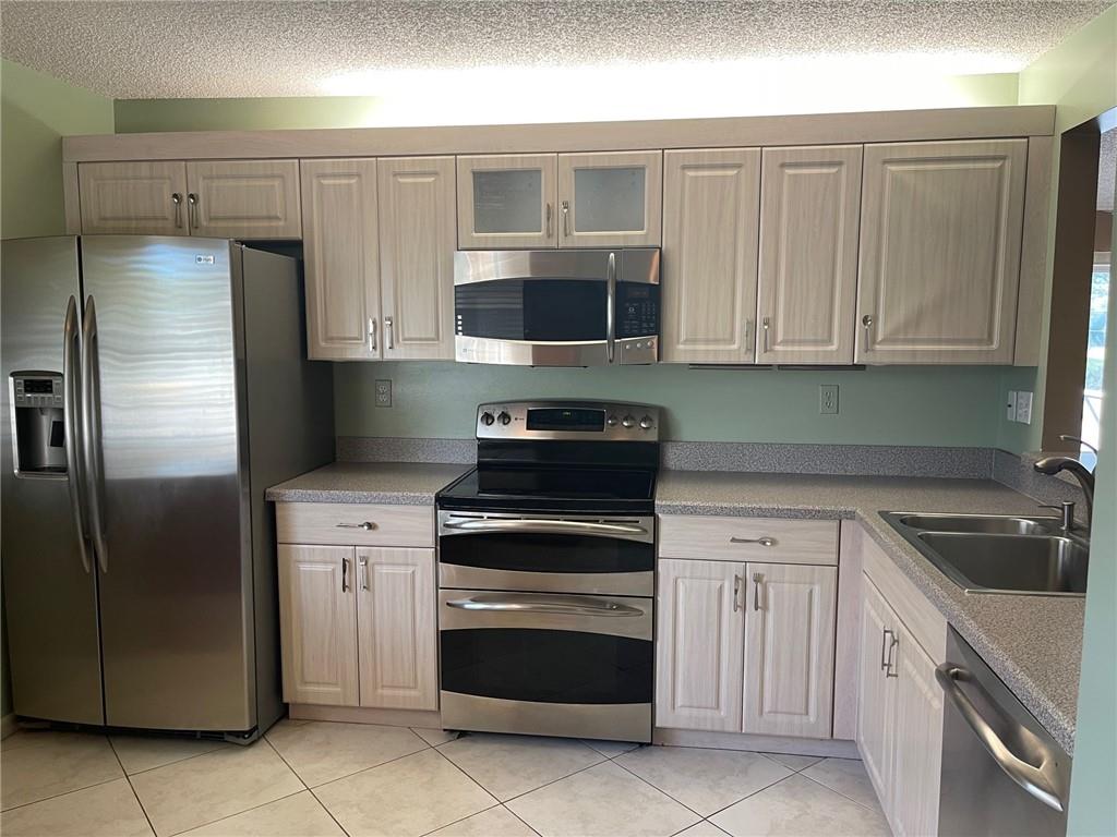 Crystal Key Point - Residential