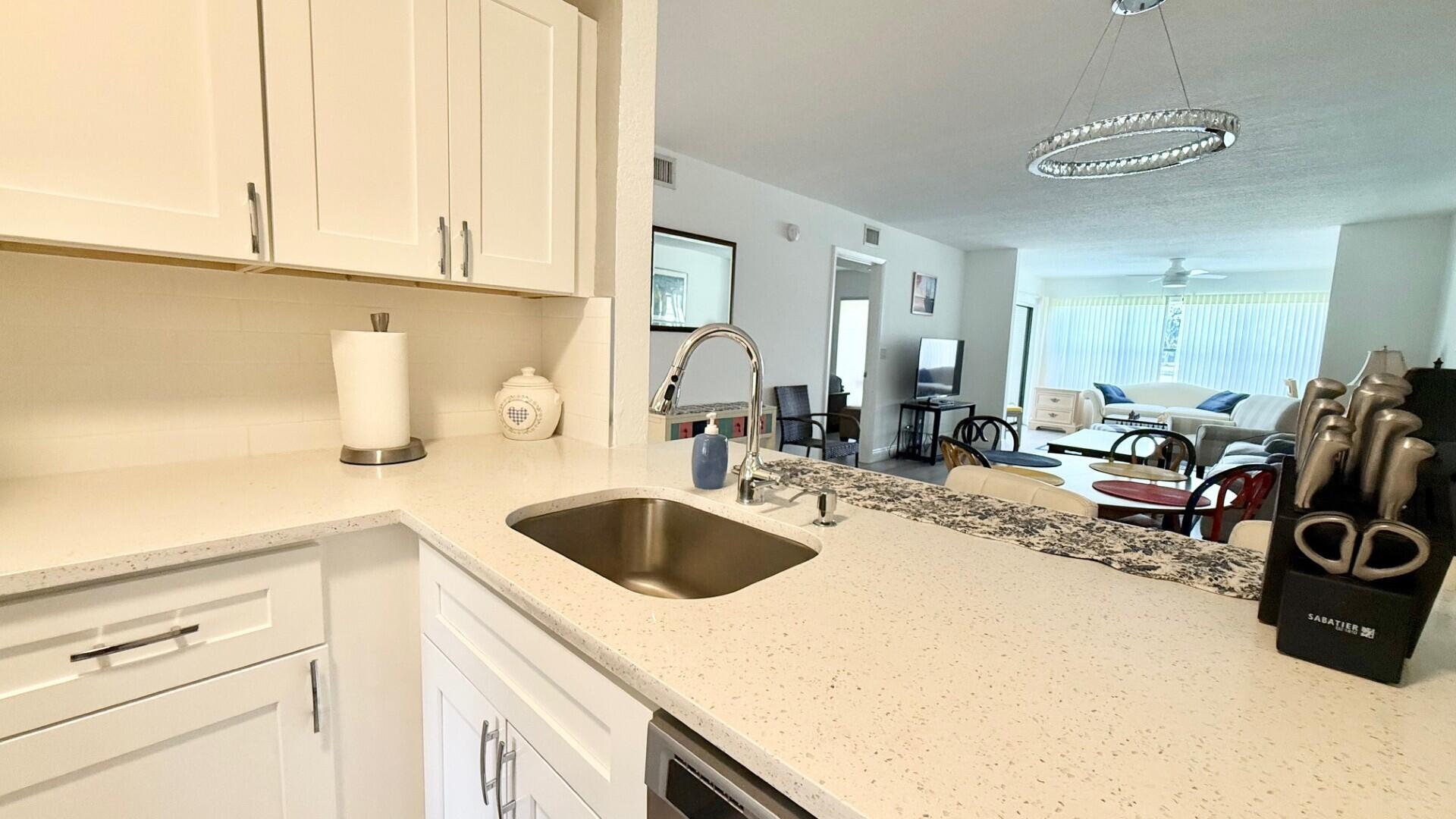 LUCERNE GREENS CONDO - Residential