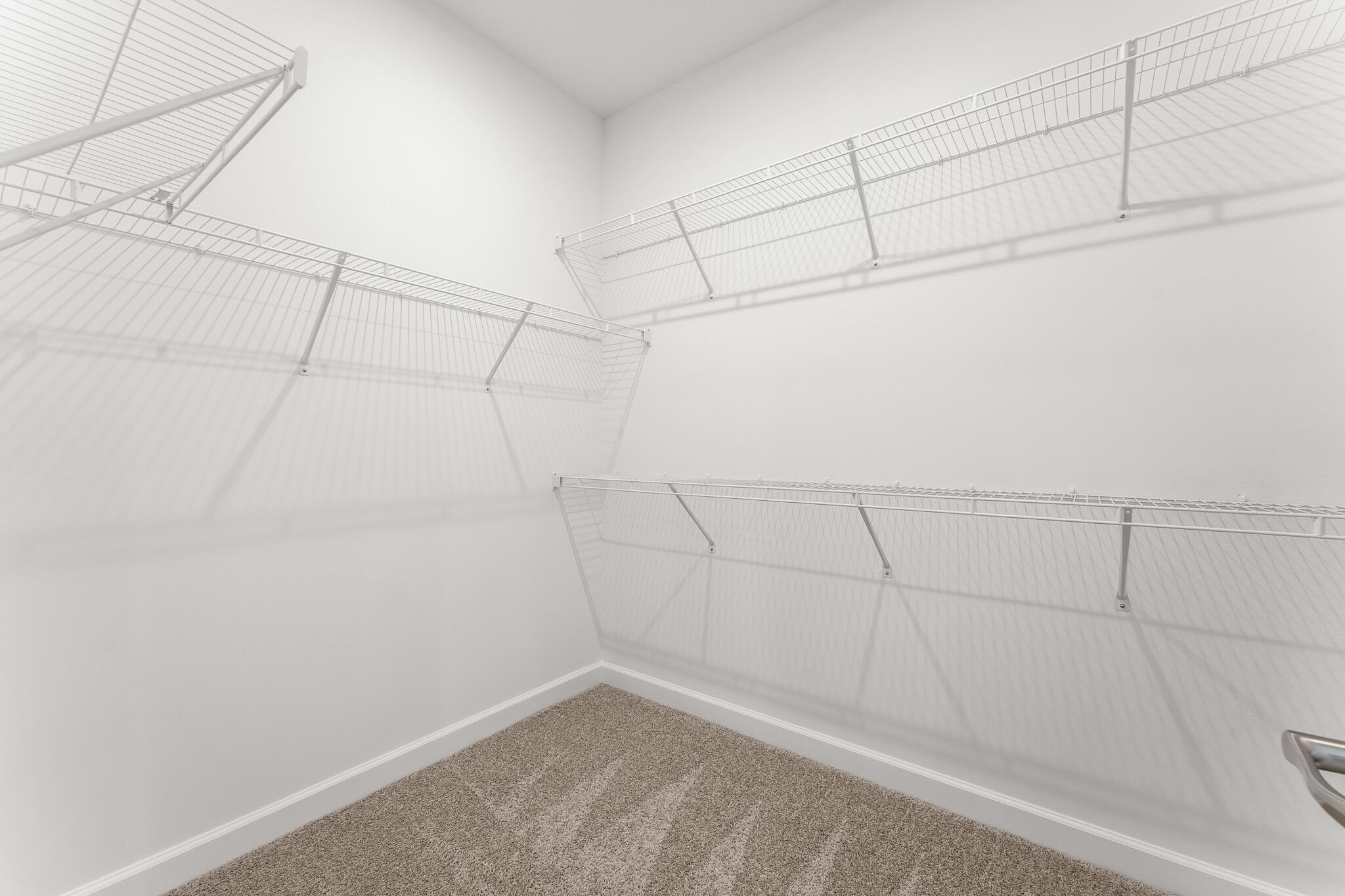 TELARO AT SOUTHERN GROVE - Residential