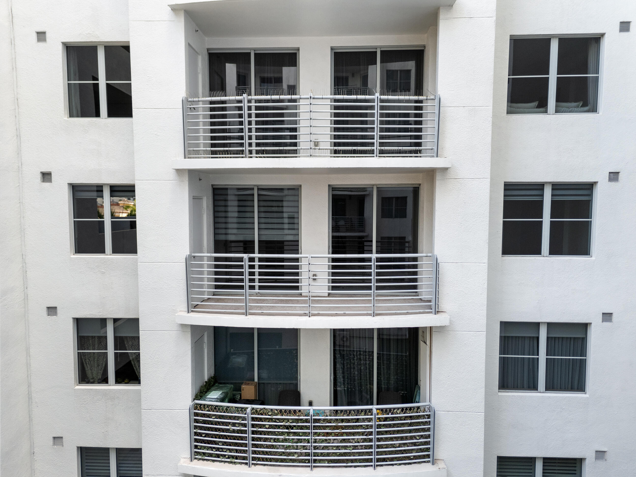 RADIUS CONDO - Residential Lease