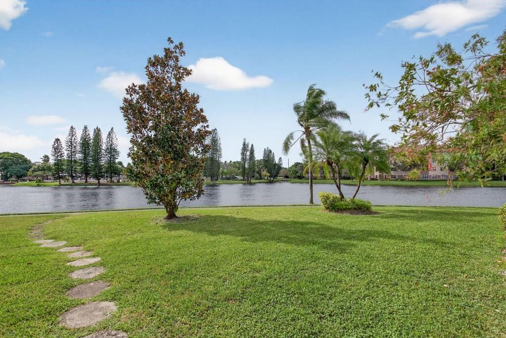 BAYPORT VILLAGE - Residential