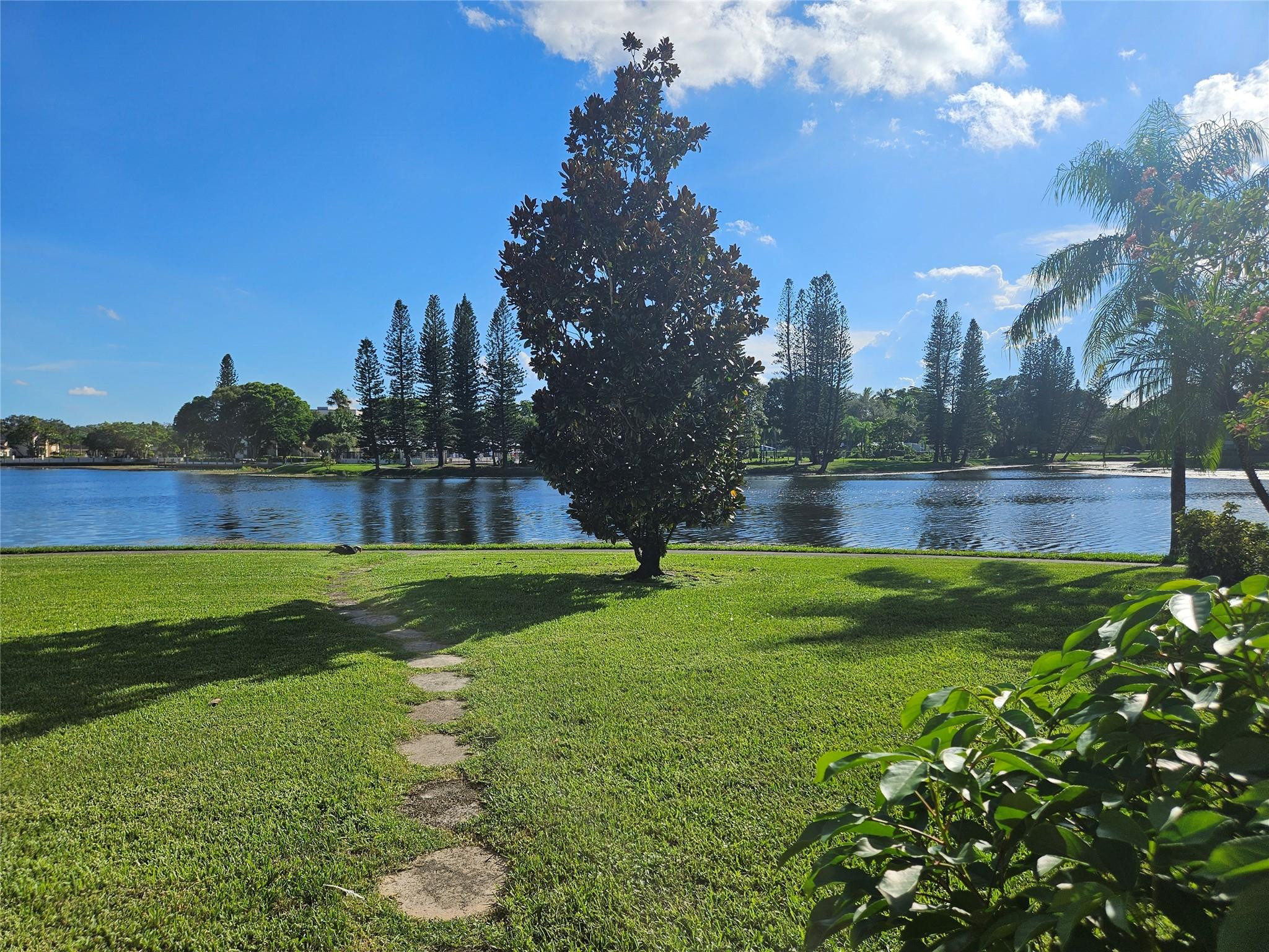 BAYPORT VILLAGE - Residential