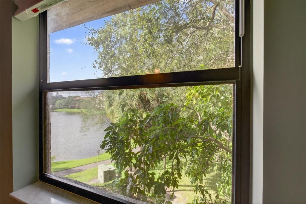 BAYPORT VILLAGE - Residential