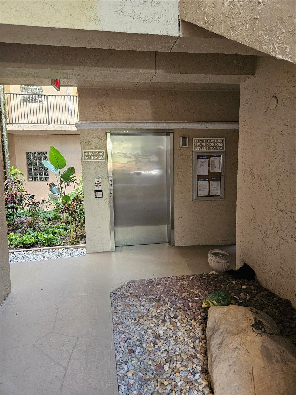 BAYPORT VILLAGE - Residential