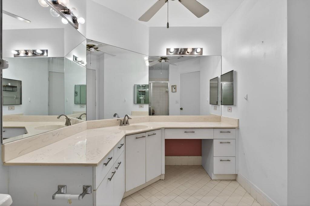 BAYPORT VILLAGE - Residential