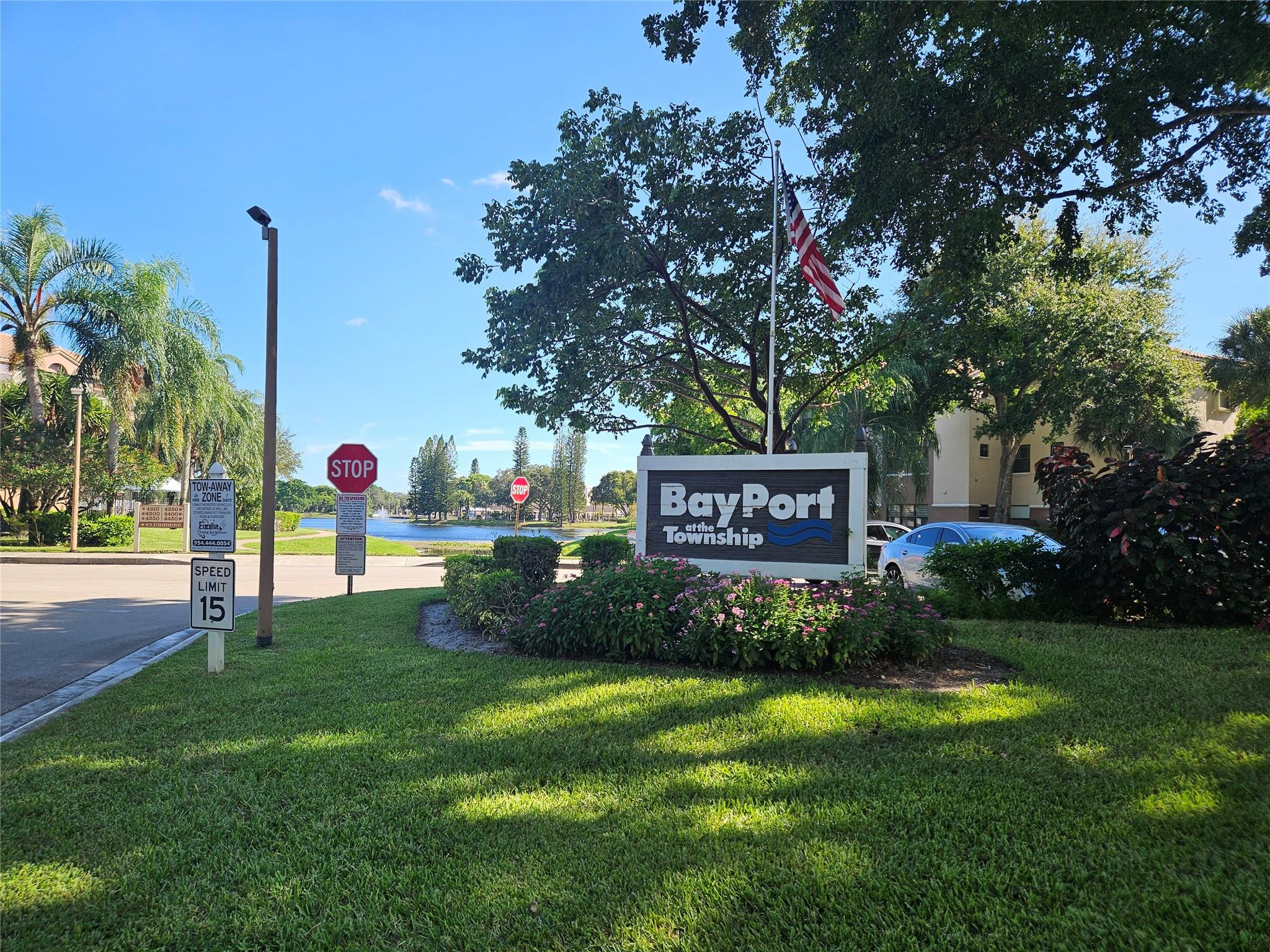 BAYPORT VILLAGE - Residential