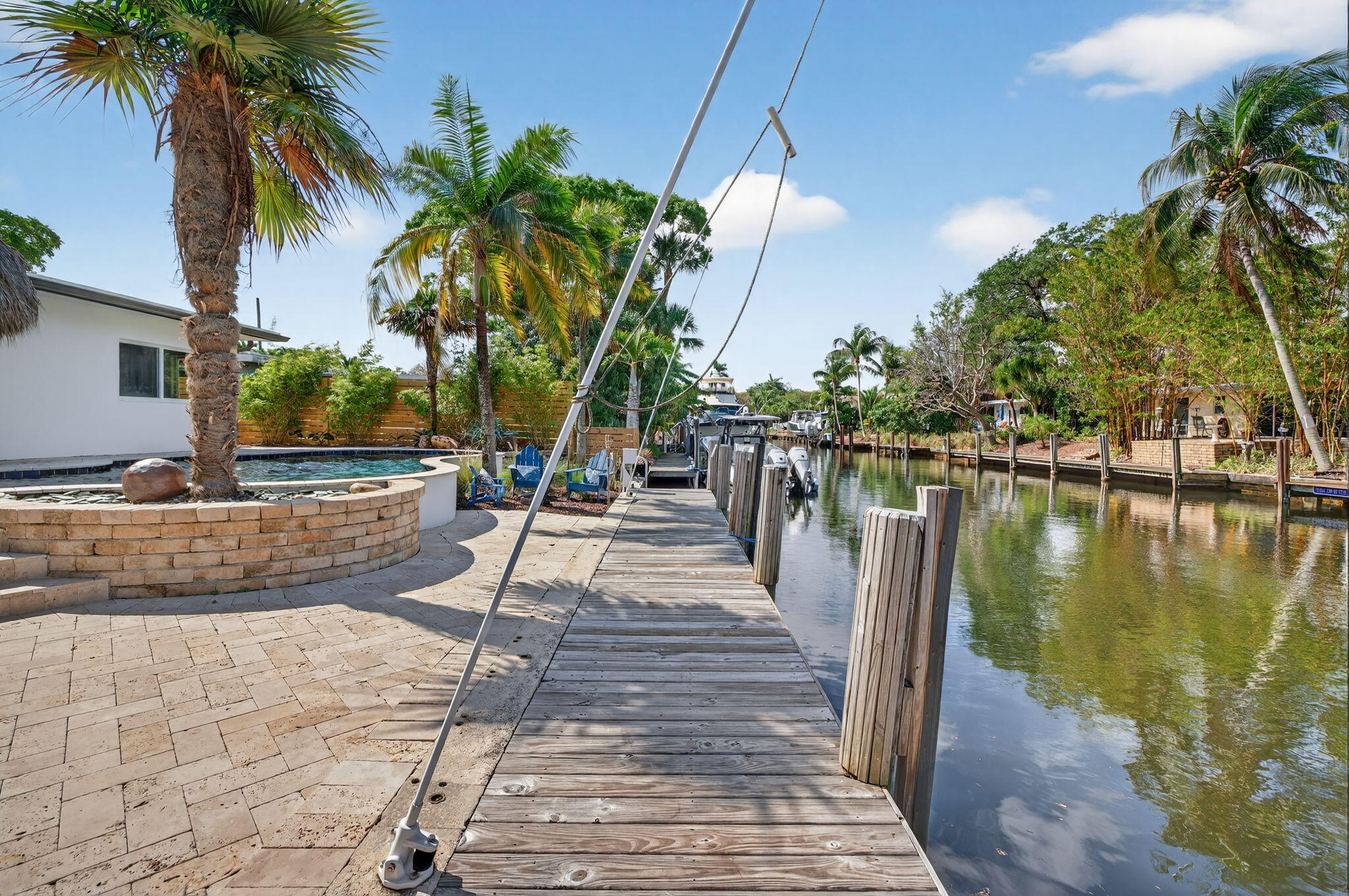 SHADY BANKS & LAUDERDALE ISLES - Residential