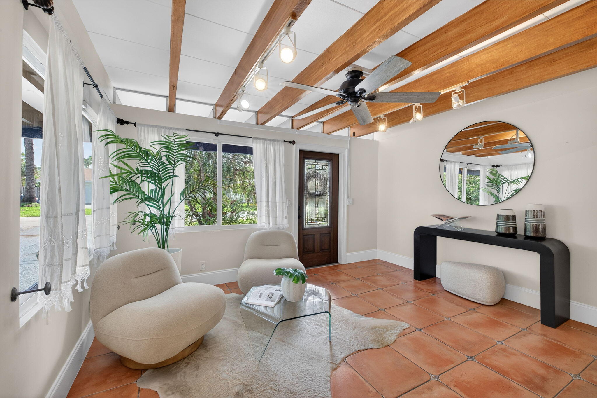 SHADY BANKS & LAUDERDALE ISLES - Residential