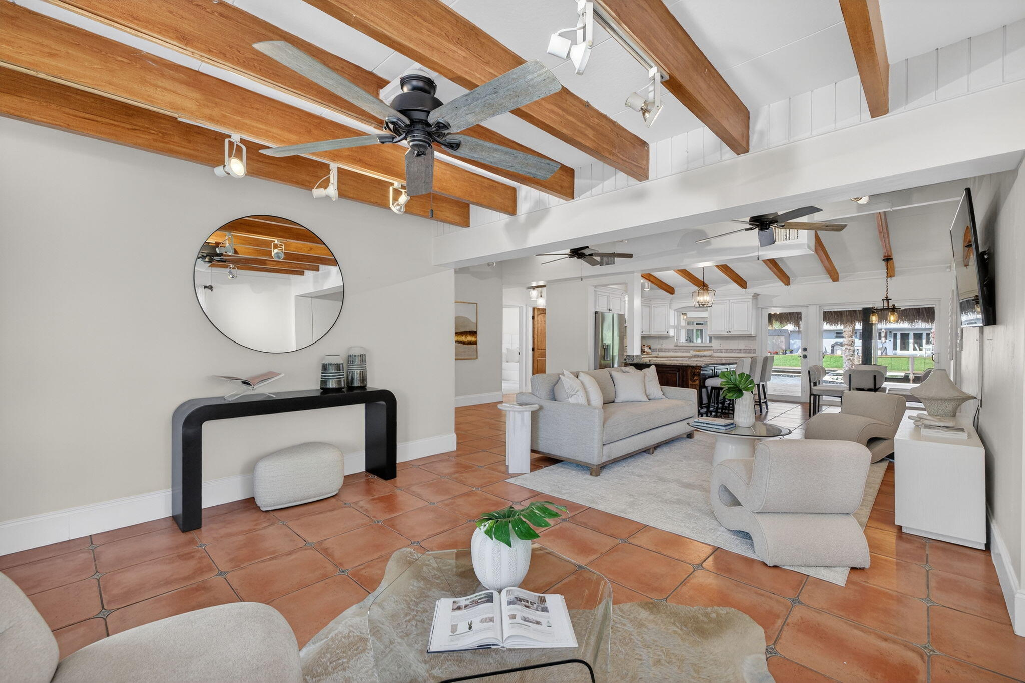 SHADY BANKS & LAUDERDALE ISLES - Residential