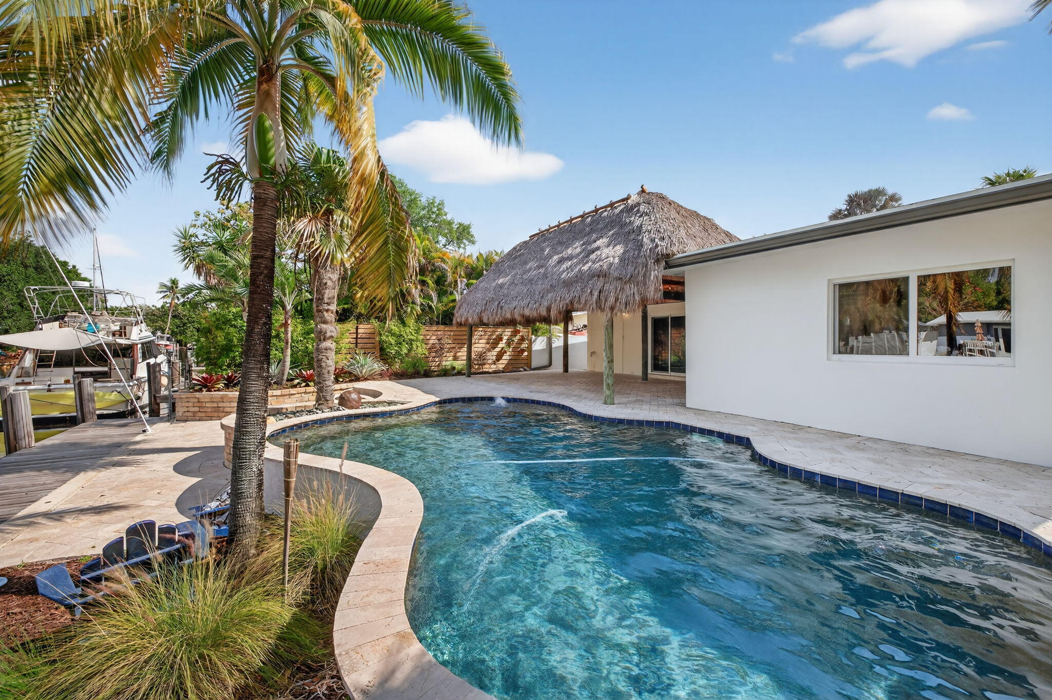 SHADY BANKS & LAUDERDALE ISLES - Residential