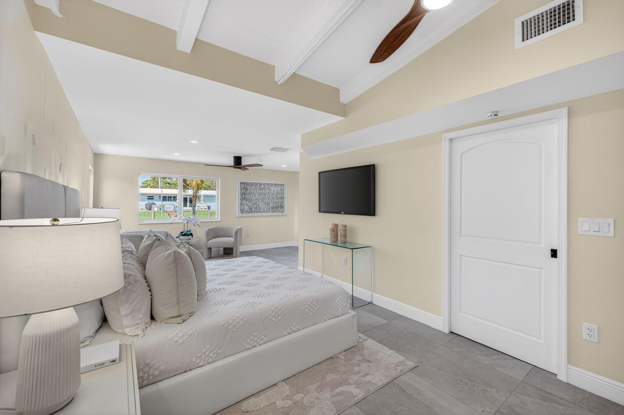 SHADY BANKS & LAUDERDALE ISLES - Residential