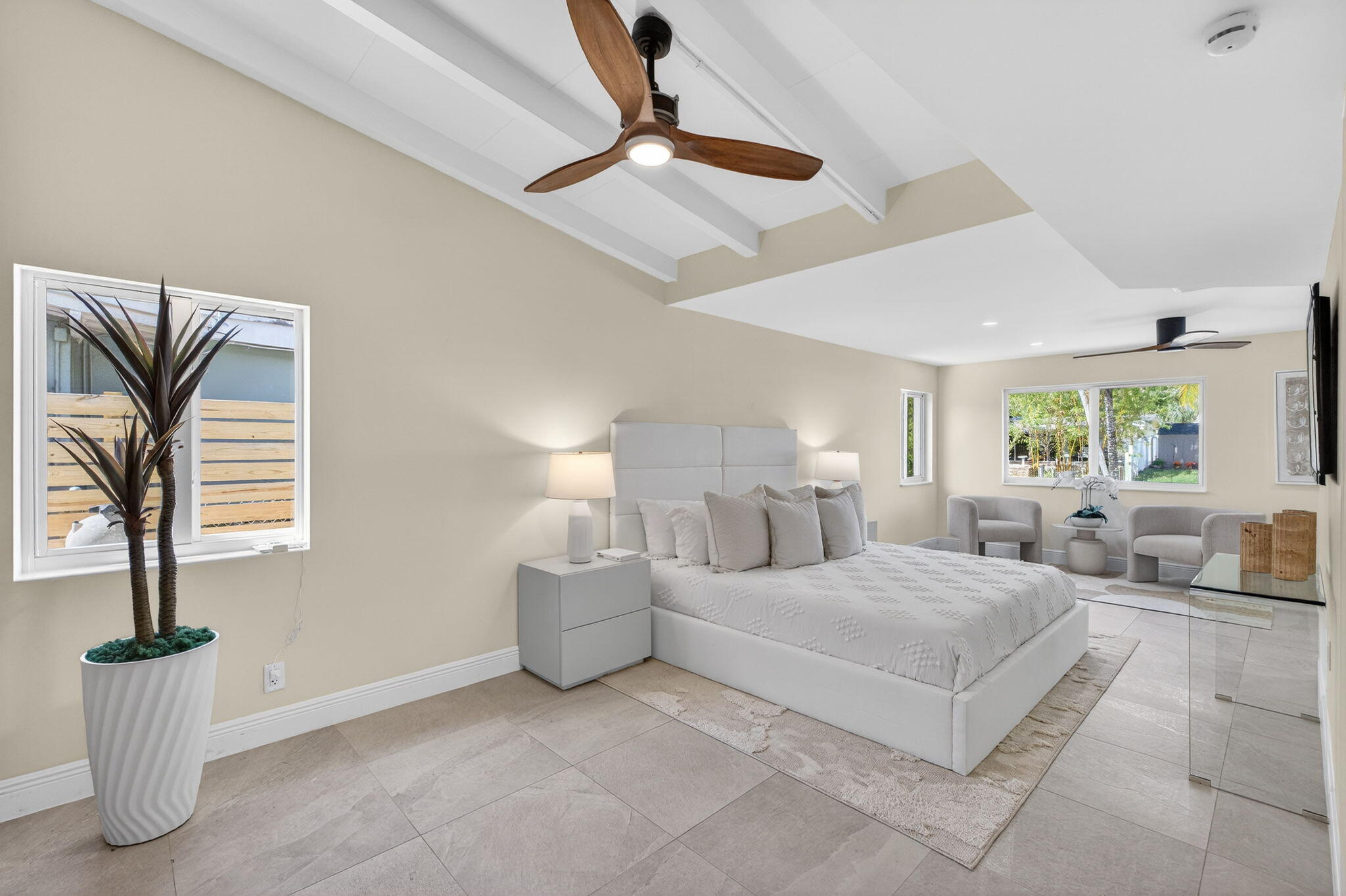 SHADY BANKS & LAUDERDALE ISLES - Residential