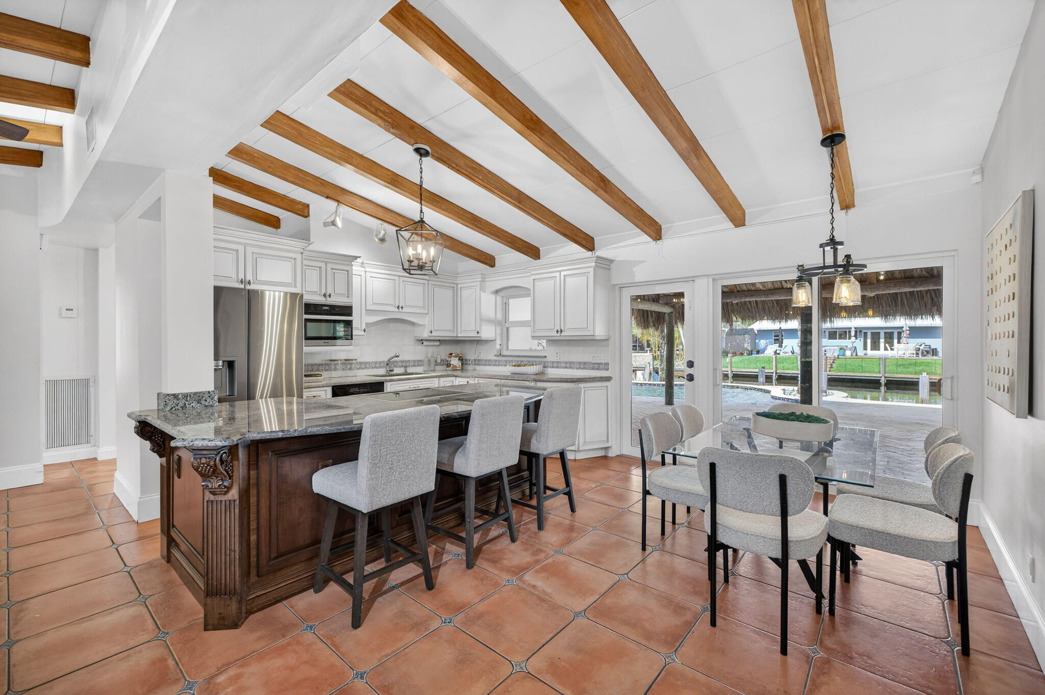 SHADY BANKS & LAUDERDALE ISLES - Residential