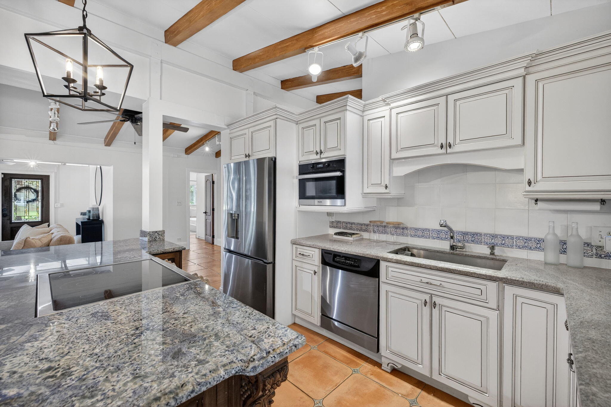 SHADY BANKS & LAUDERDALE ISLES - Residential