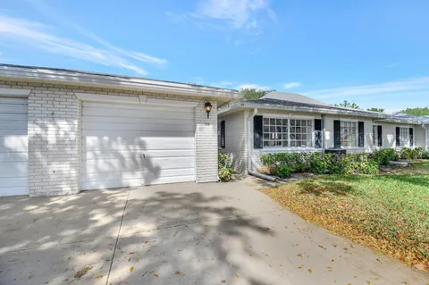 10129 43rd Drive S Unit 311, Boynton Beach, FL MLS: R11084964