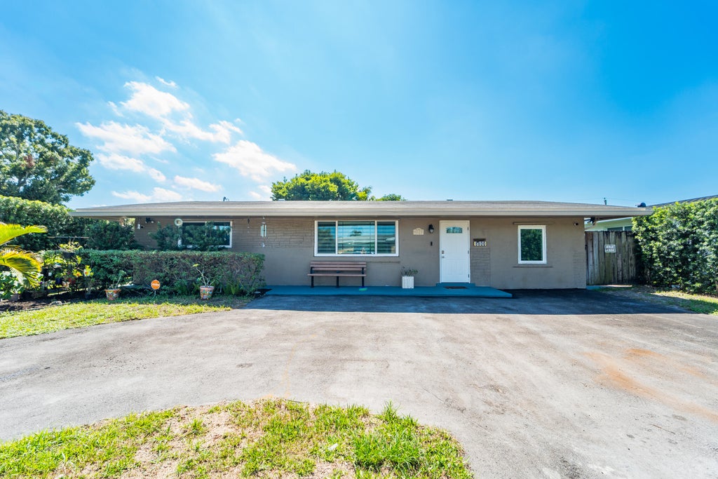 Photo of 8800 NW 15TH Street, Pembroke Pines, FL 33024 (MLS # B26088957)